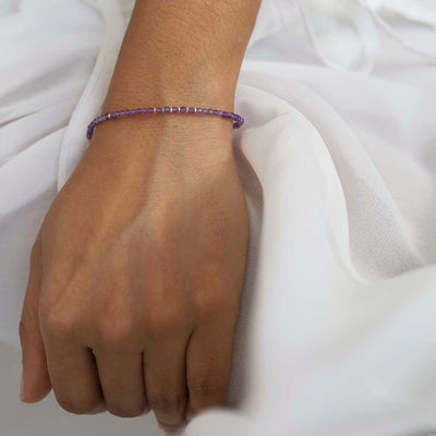 ML845B Amethyst Gemstone Beaded Bracelet Model