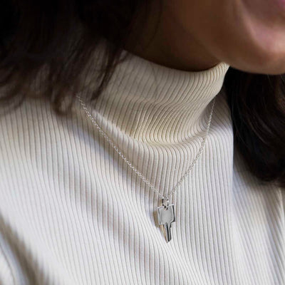 MZA056S Sterling Silver Key Necklace Small Model copy