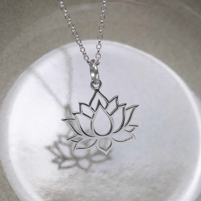 ML748 Sterling Silver Lotus Flower Necklace 3