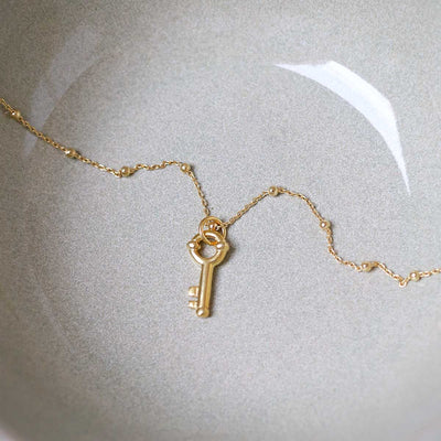 MB168G_Gold Plated Sterling Silver Key Necklace_2 new