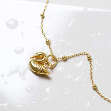 MB147G_Gold Plated Sterling Silver Swan Necklace_1 new