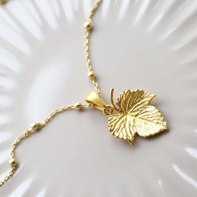 MB163PG_Gold Plated Sterling Silver Ivy Leaf Necklace_2 new