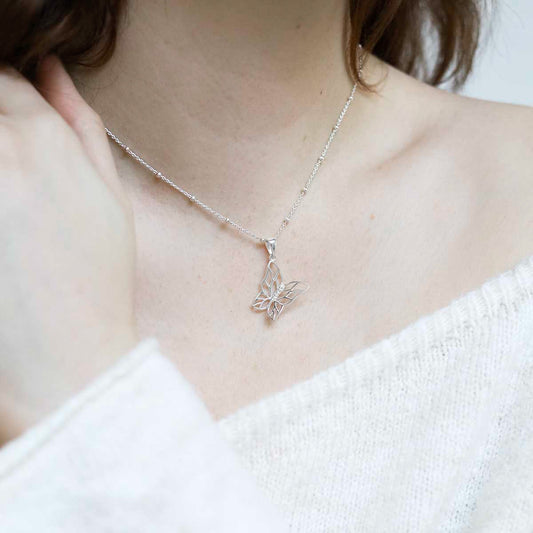MB094P_Sterling Silver Butterfly Necklace_Model new