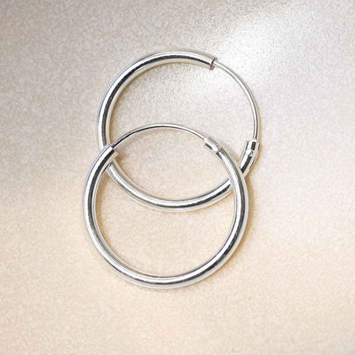 ME444_Sterling Silver 16mm Hoop Earrings_1_