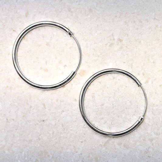 ME446_Sterling Silver 20mm Hoop Earrings_2