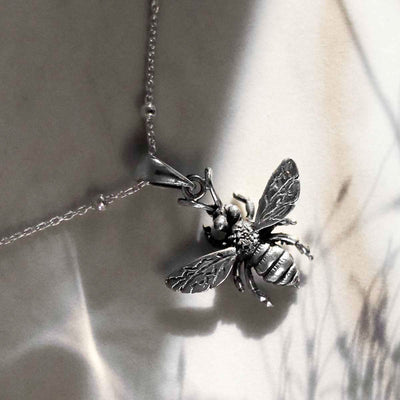 MB218_Sterling Silver Oxidised Honey Bee Necklace_3 new