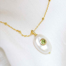 MM03_Sterling Silver Gold Plated Pearl and Peridot Stone Set Gem Necklace_Satellite 3