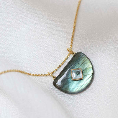 MM16_Sterling Silver Gold Plated Half Oval Labradorite and Blue Topaz Stone Set Gem Necklace_Trace 2