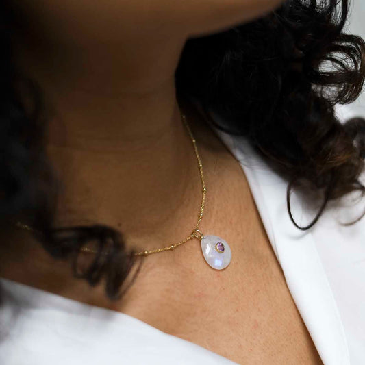 MM19_Sterling Silver Gold Plated Moonstone and Amethyst Pear Stone Set Gem Necklace_model