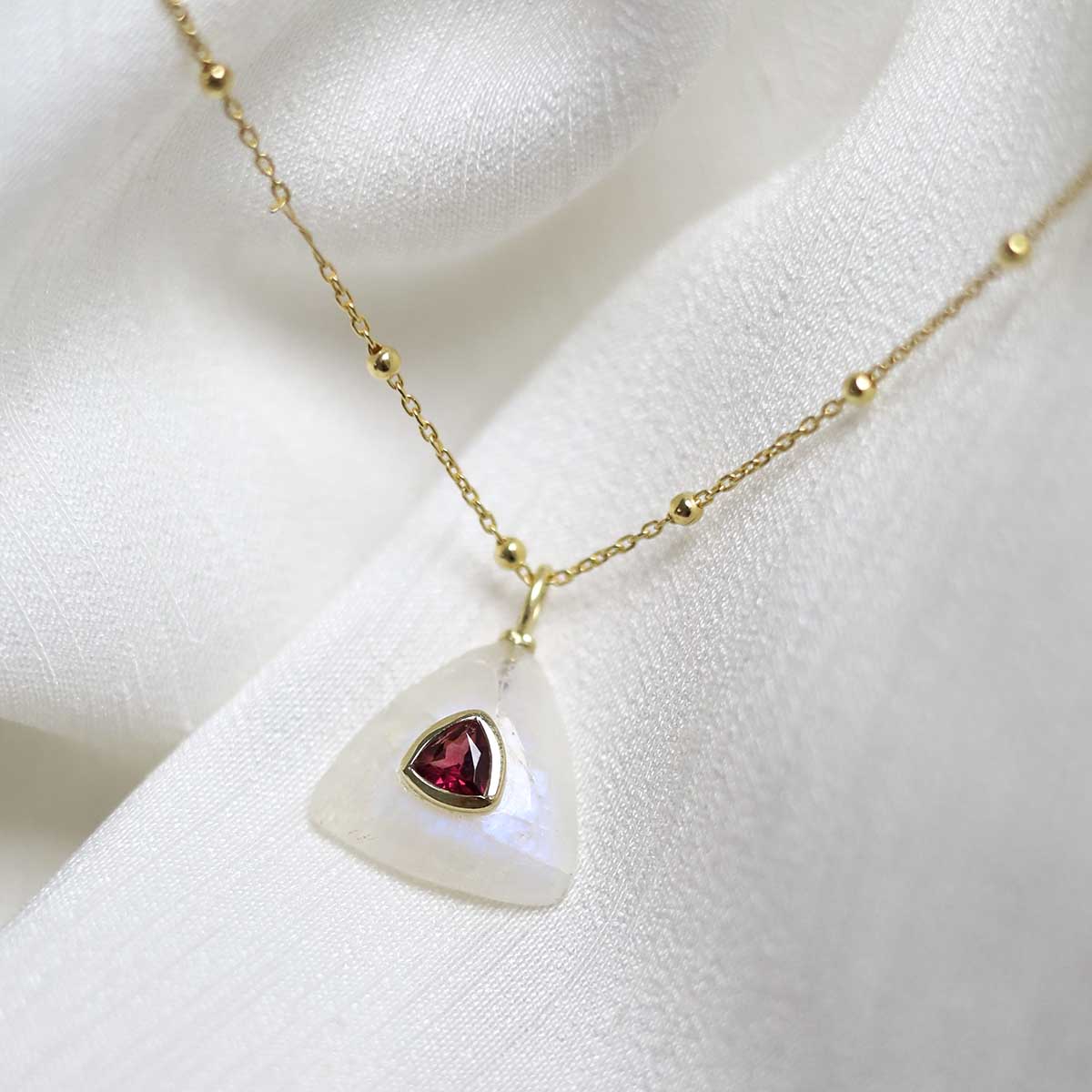Sterling Silver Gold Plated Moonstone and Garnet Stone Set Gem Necklace