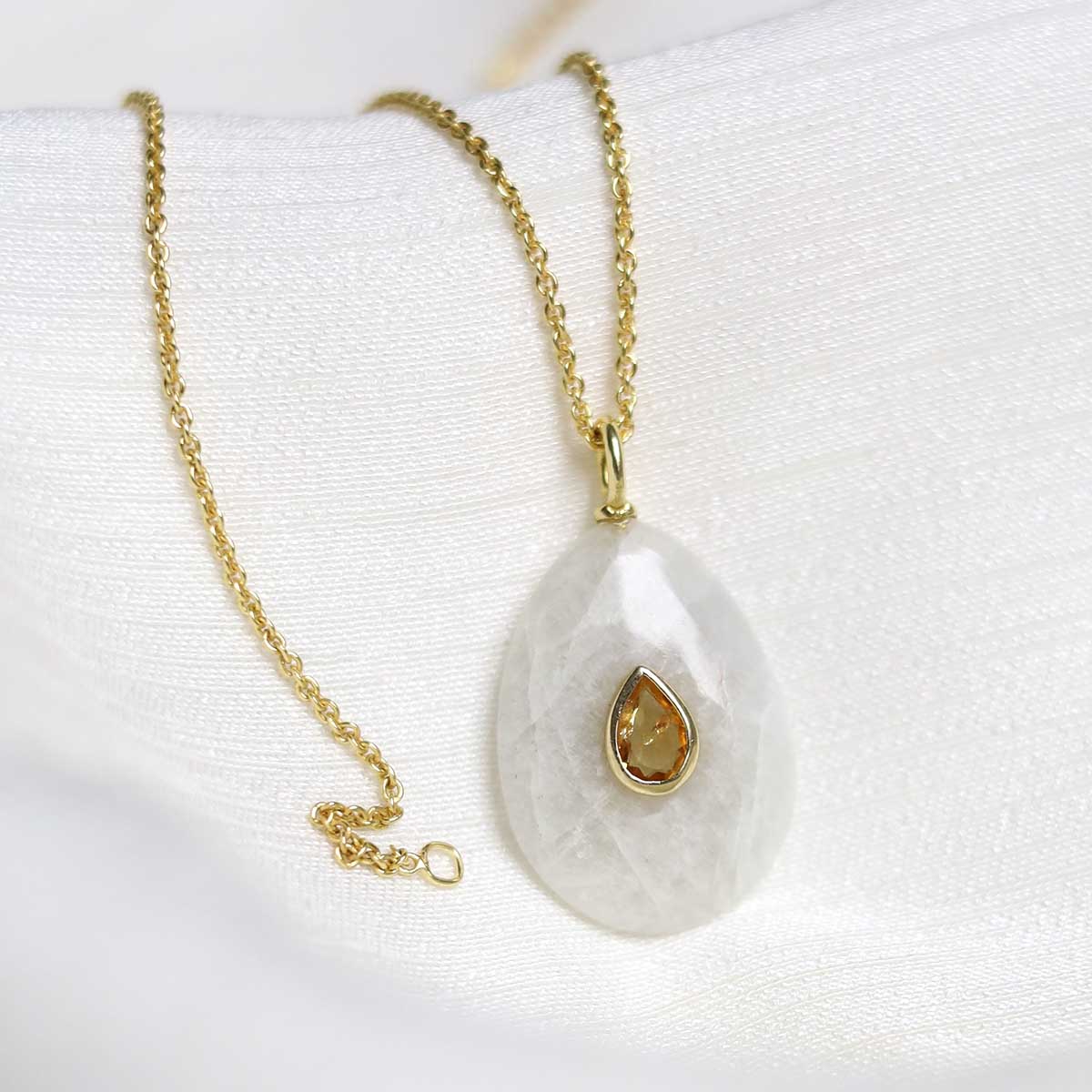 Sterling Silver Gold Plated Moonstone and Citrine Stone Set Gem Necklace