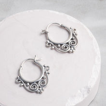 ML708 Sterling Silver Safi Hoops 1