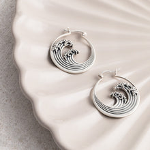 ML715E Sterling Silver Great Wave Hoops