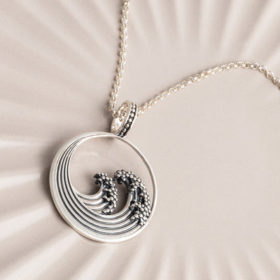 ML715P Sterling Silver Great Wave Necklace 2