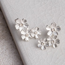 MW01 Sterling Silver Triple Flower Studs 1