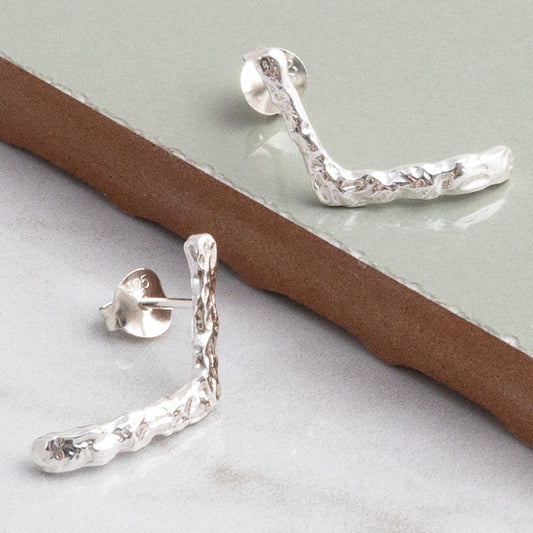MK822 Sterling Silver Molten Studs 1