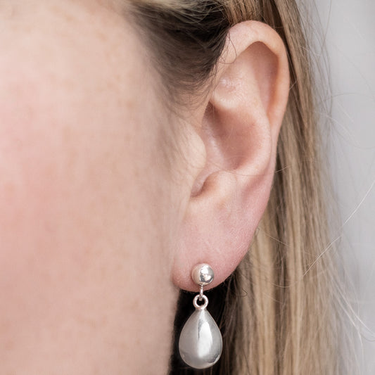 MK830 Sterling Silver Rain Drop Studs Model Shot