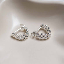 ML716_Sterling Silver Triple Swinging Bead Studs_1