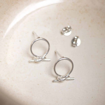 MK834_Sterling Silver Circle Knot Studs_3