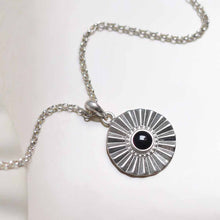 ML723o_Sterling Silver Onyx Sun Disc Necklace_1