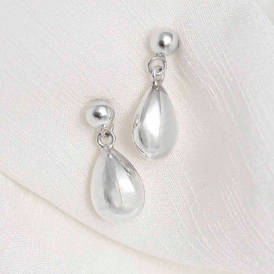MK830_Sterling Silver Rain Drop Studs_2