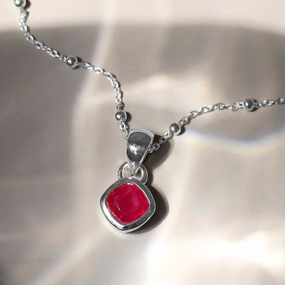 MW07_Sterling Silver Ruby Birthstone Necklace (July)_satellite)_3