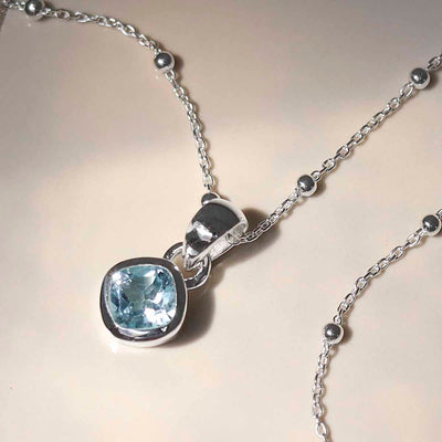MW09_Sterling Silver Blue Topaz Birthstone Necklace (September)_satellite_1