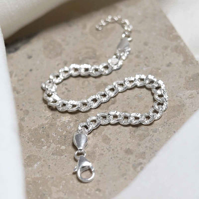 MV1353_Sterling Silver Hammered Cuban Bracelet_3