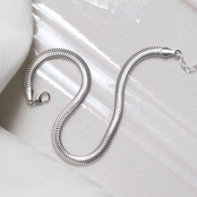 MV1352_Sterling Silver Herringbone Bracelet_1