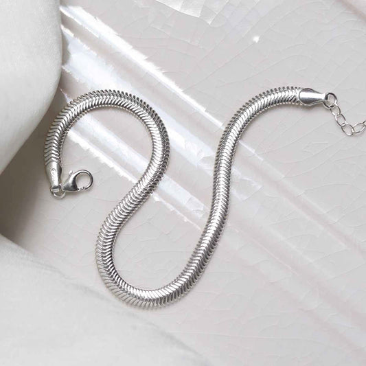MV1352_Sterling Silver Herringbone Bracelet_1