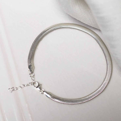 MV1352_Sterling Silver Herringbone Bracelet_6