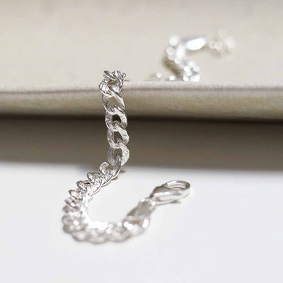 MV1353_Sterling Silver Hammered Cuban Bracelet_2
