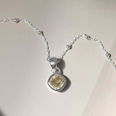 MW11_Sterling Silver Citrine Birthstone Necklace (November)_satellite_1