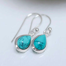 MJ753A_Sterling Silver Dangly Turquoise Teardrop Earring_2