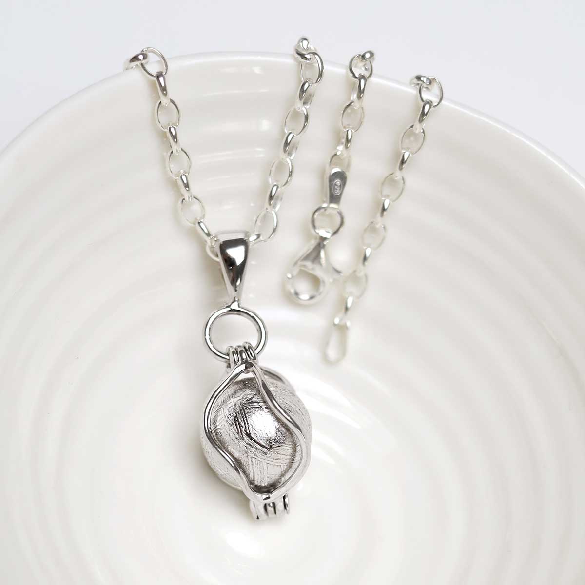 Muonionsalusta Meteorite Spinning Orb Necklace