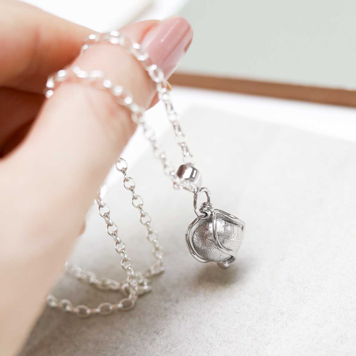 Muonionsalusta Meteorite Spinning Orb Necklace