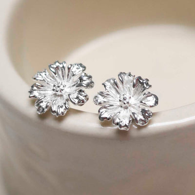 MD285E_Sterling Silver Cosmos Flower Studs_6