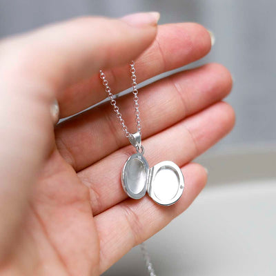 MC197_Sterling Silver Oval Locket Necklace_6 new