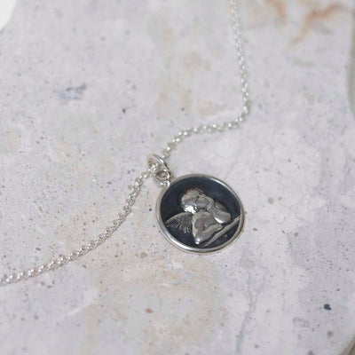 MZA019_Engravable Sterling Silver Cherub Necklace_new 1