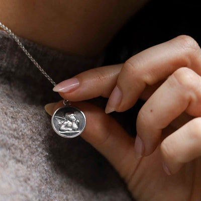 MZA019_Engravable Sterling Silver Cherub Necklace_new 7