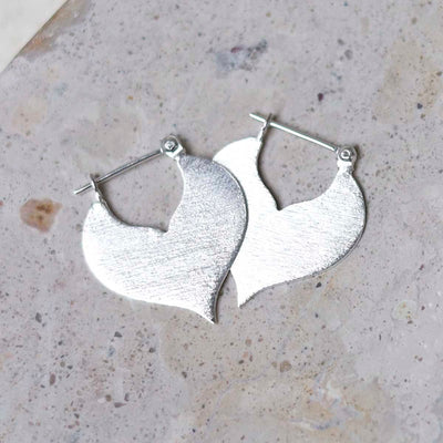 ML892S_Sterling Silver Love Leaf Drop Earrings_1