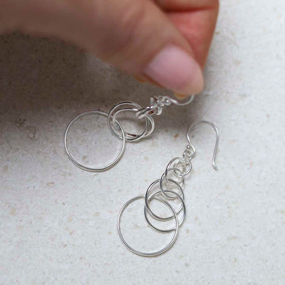 ML877_Sterling Silver Wire Circle Drop Earrings_6