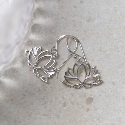 ME456_Sterling Silver Dangly Lotus Flower Earrings_4