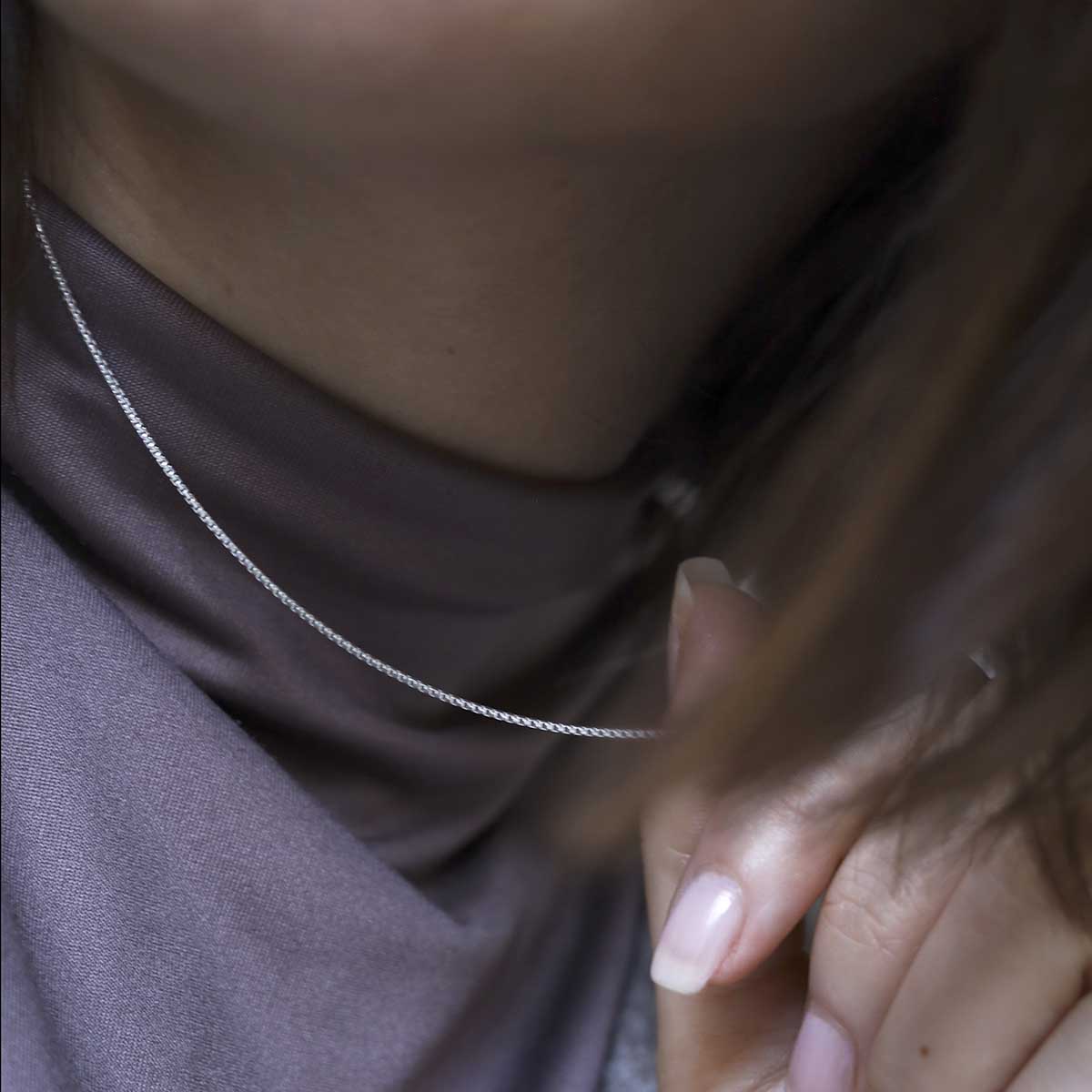 Sterling Silver Round Box Chain Necklace (16-24")