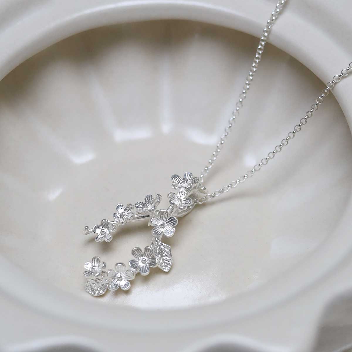 Sterling Silver Forget Me Not Cluster Necklace