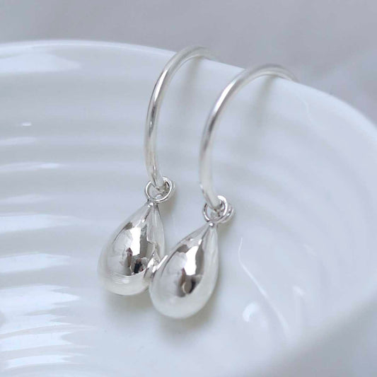 ME488_Sterling Silver Teardrop Stud Hoop Earrings_reshoot 1