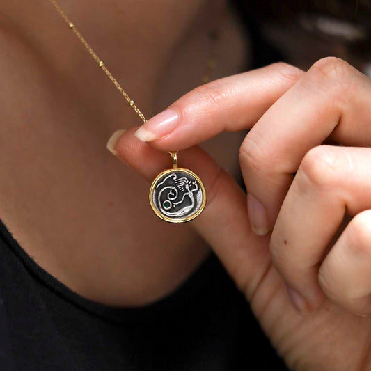MZB151_Gold Plated Sterling Silver Mermaid Necklace_11 model