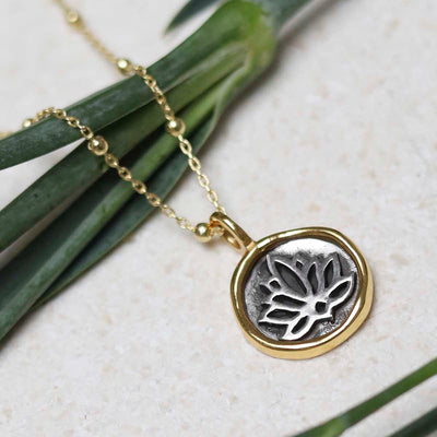 MZB152_Gold Plated Sterling Silver Lotus Necklace_2