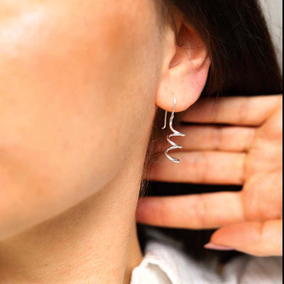 ME515_Sterling Silver Bold Coil Drop Earrings_6