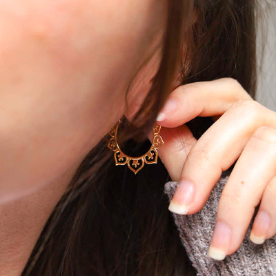 ML864B_8k Gold Plated Brass Marrakesh Hoops_model 2